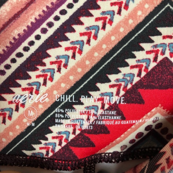 Aerie Pink Chevron Workout Leggings, Medium - Picture 4 of 6